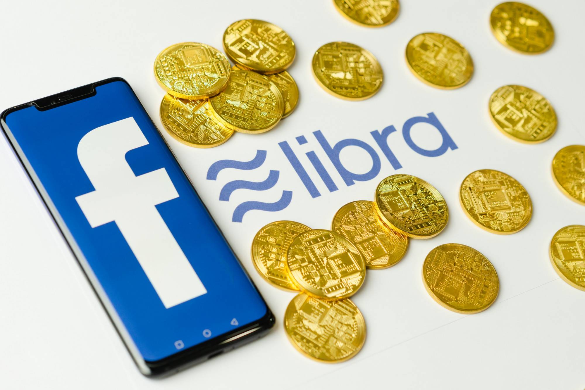 Kiedy Facebook pobiera pieniądze za reklamę i co warto wtedy wiedzieć?